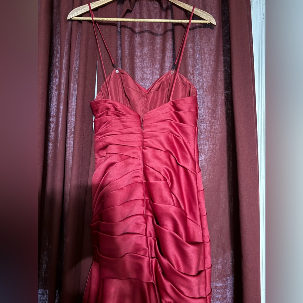 brand new like condition formal size 2 red dress by W too/. Prom dress - Picture 2 of 9